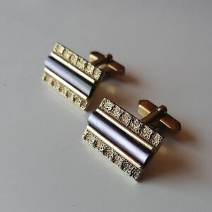 Vintage Cufflinks Goldtone Purple Lucite Elegant Timeless Stylish